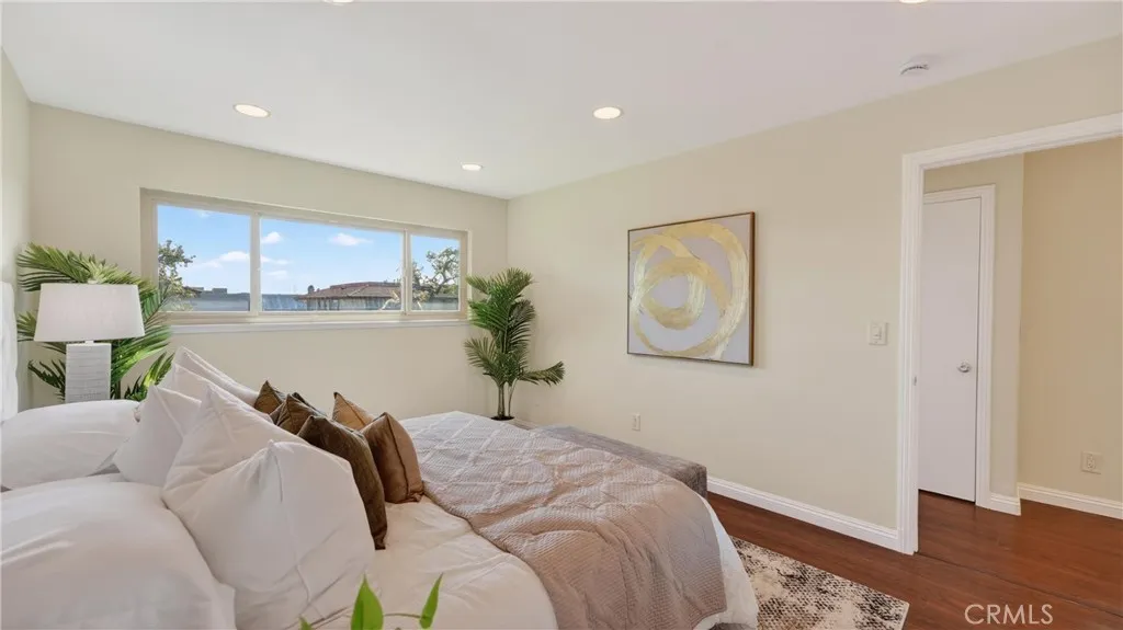 18728 Del Rio Place 2, Cerritos, California 90703 home-pic-10