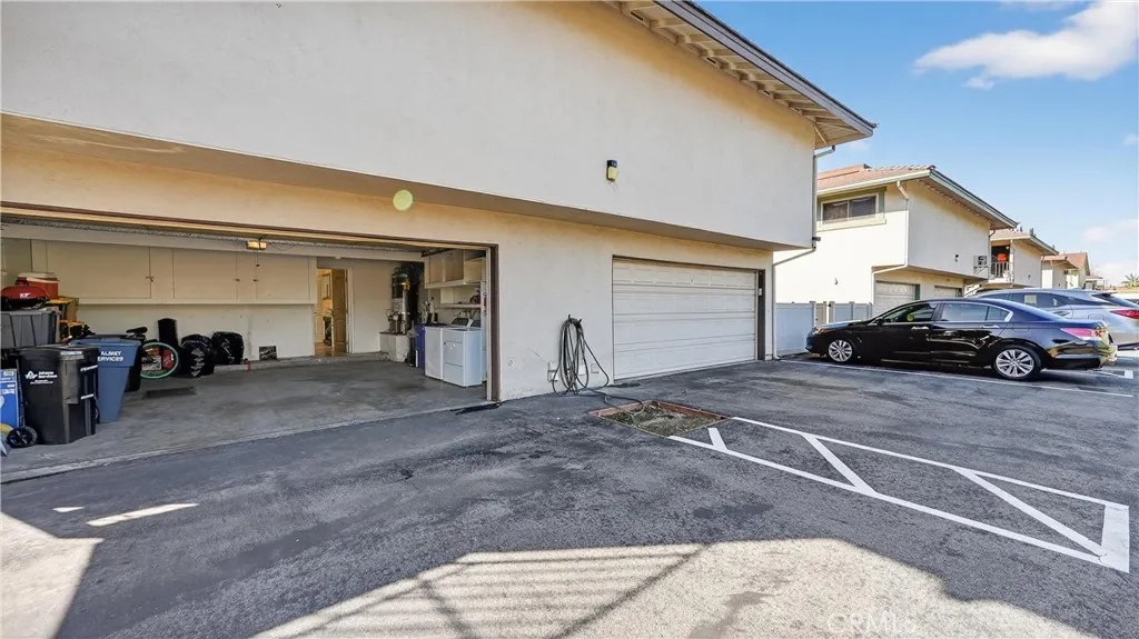 18728 Del Rio Place 2, Cerritos, California 90703 home-pic-18