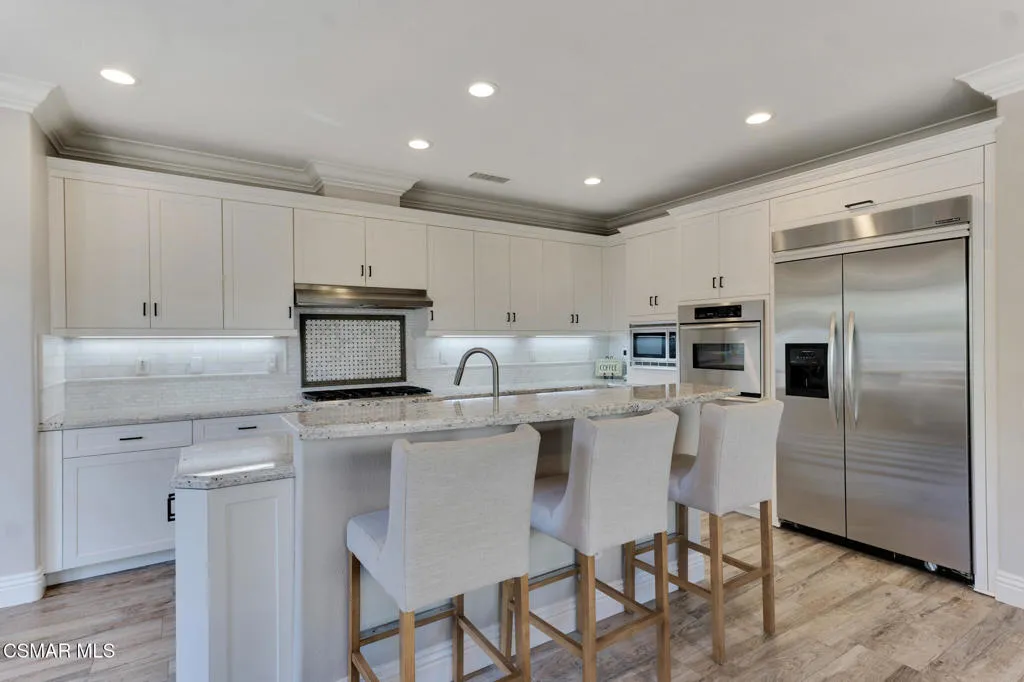 5332 Via Dolores, Newbury Park, California 91320 home-pic-13