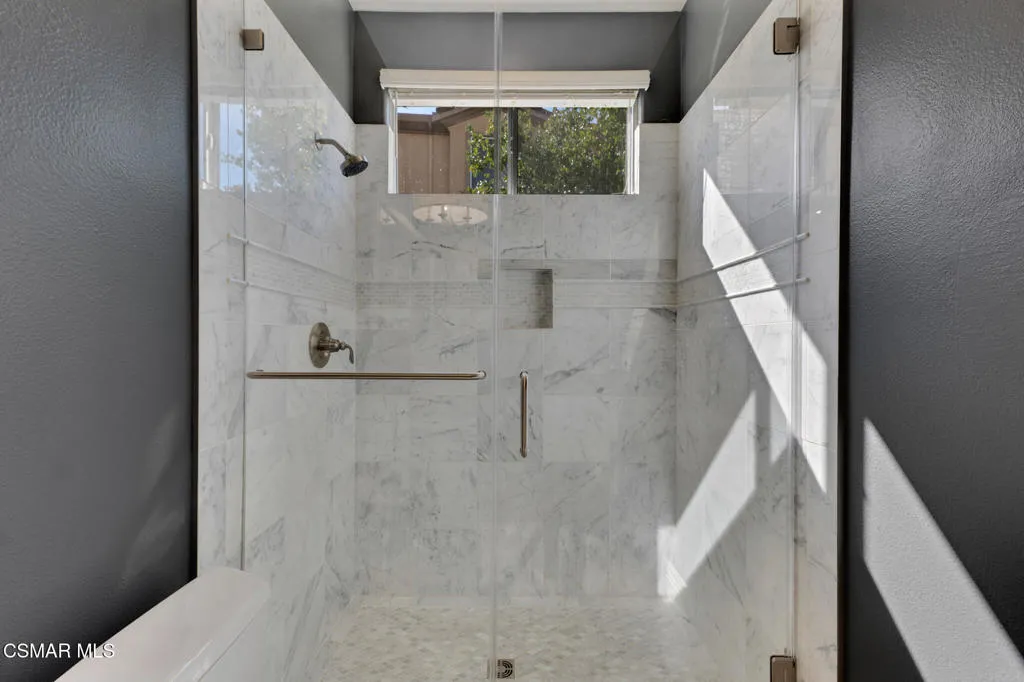 5332 Via Dolores, Newbury Park, California 91320 home-pic-24