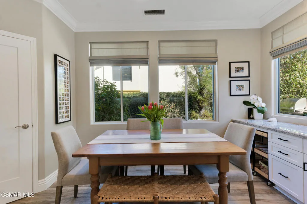 5332 Via Dolores, Newbury Park, California 91320 home-pic-10