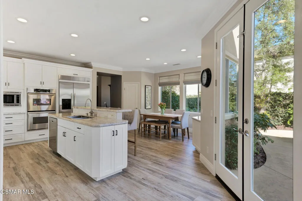 5332 Via Dolores, Newbury Park, California 91320 home-pic-11
