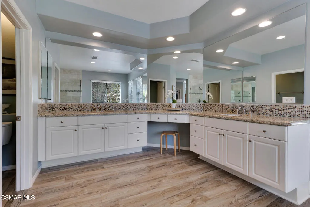 5332 Via Dolores, Newbury Park, California 91320 home-pic-34
