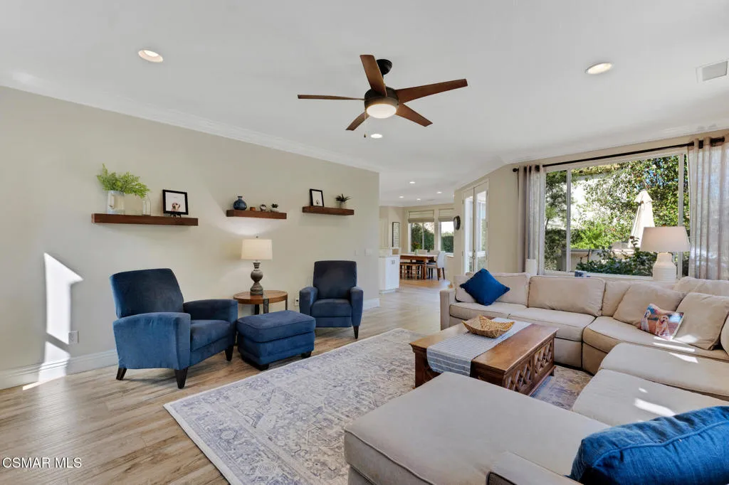 5332 Via Dolores, Newbury Park, California 91320 home-pic-17