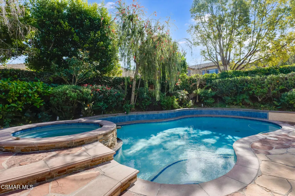 5332 Via Dolores, Newbury Park, California 91320 home-pic-46