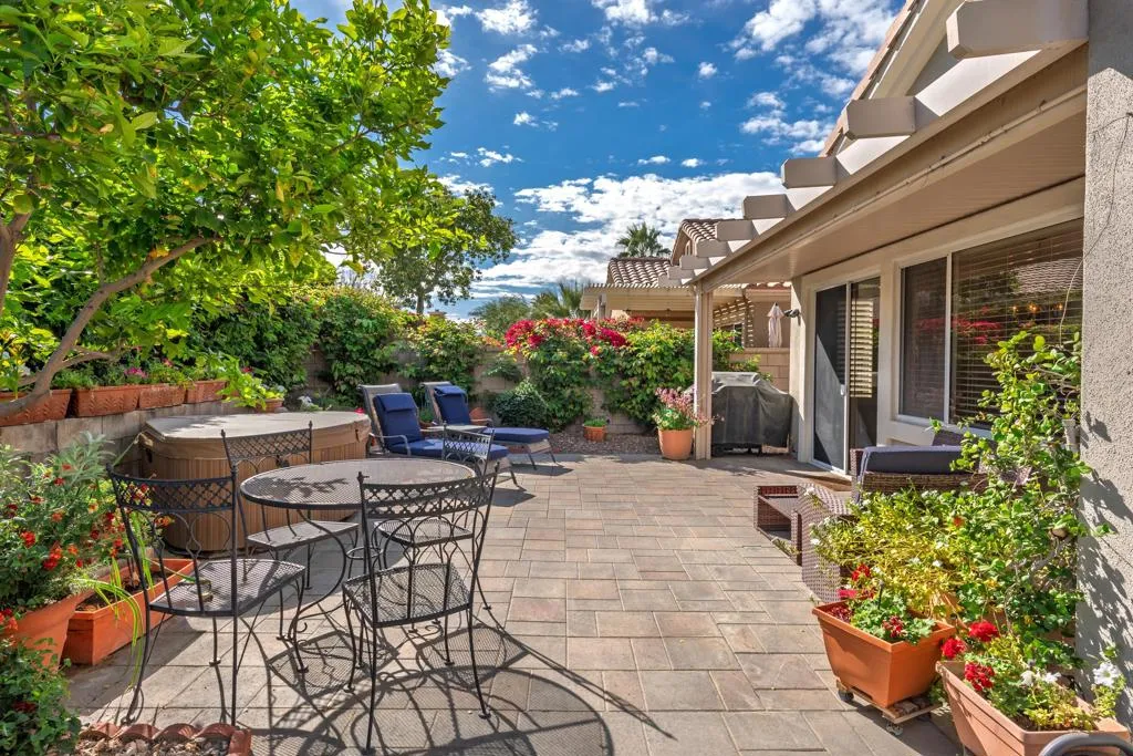 37366 Medjool Avenue, Palm Desert, California 92211 home-pic-6