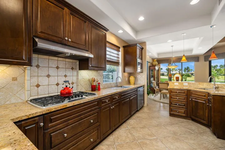 36-web-or-mls-JBHacienda_OPMG_0226_036