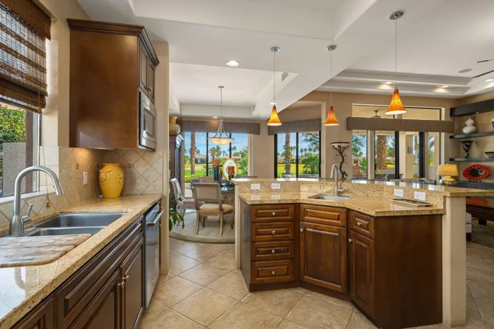 35-web-or-mls-JBHacienda_OPMG_0226_035