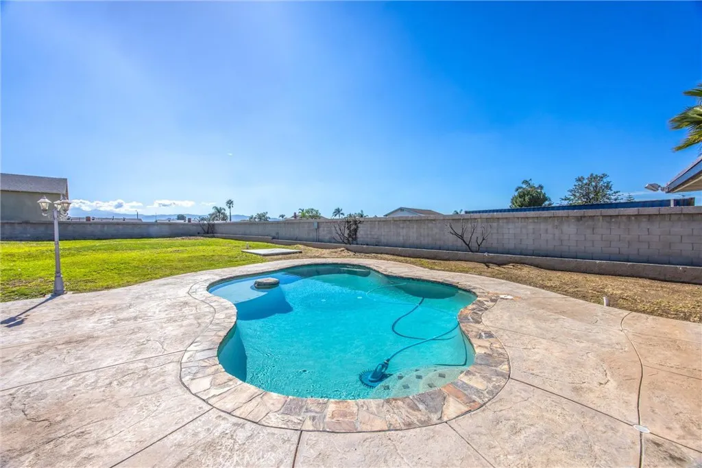 11628 Range View, Jurupa Valley, California 91752 home-pic-34