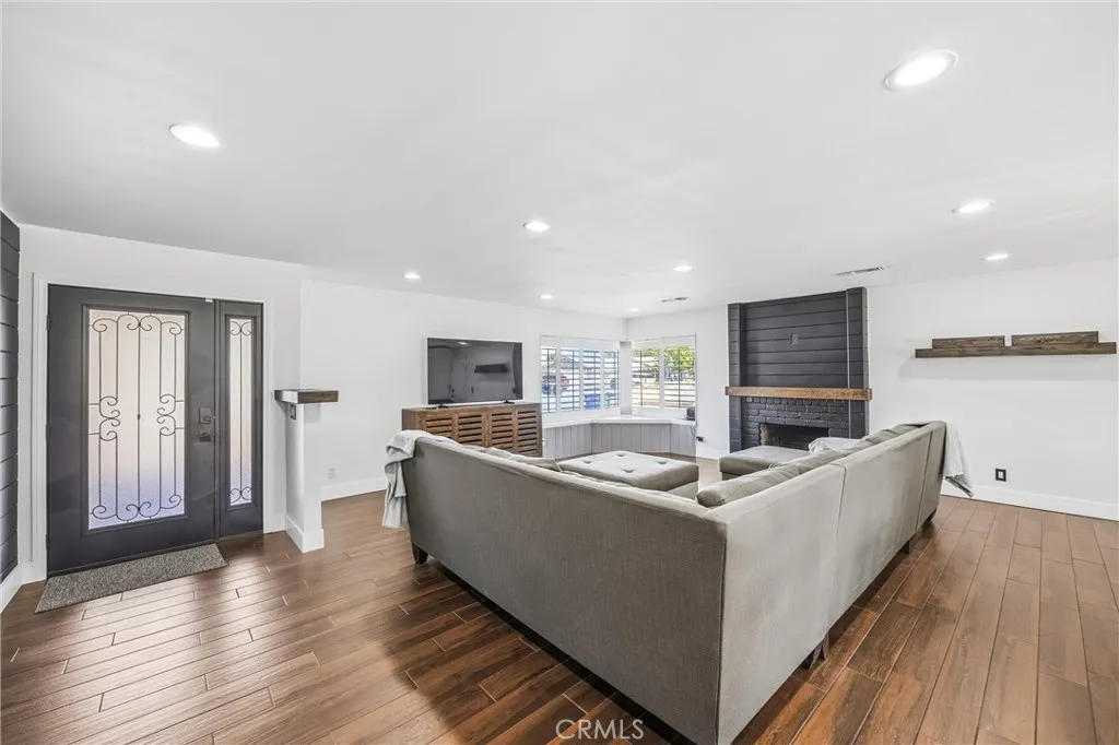 11628 Range View, Jurupa Valley, California 91752 home-pic-7