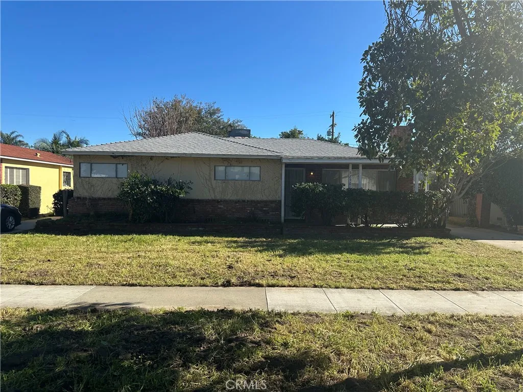 3250 Chestnut, Long Beach, California 90806 home-pic-1
