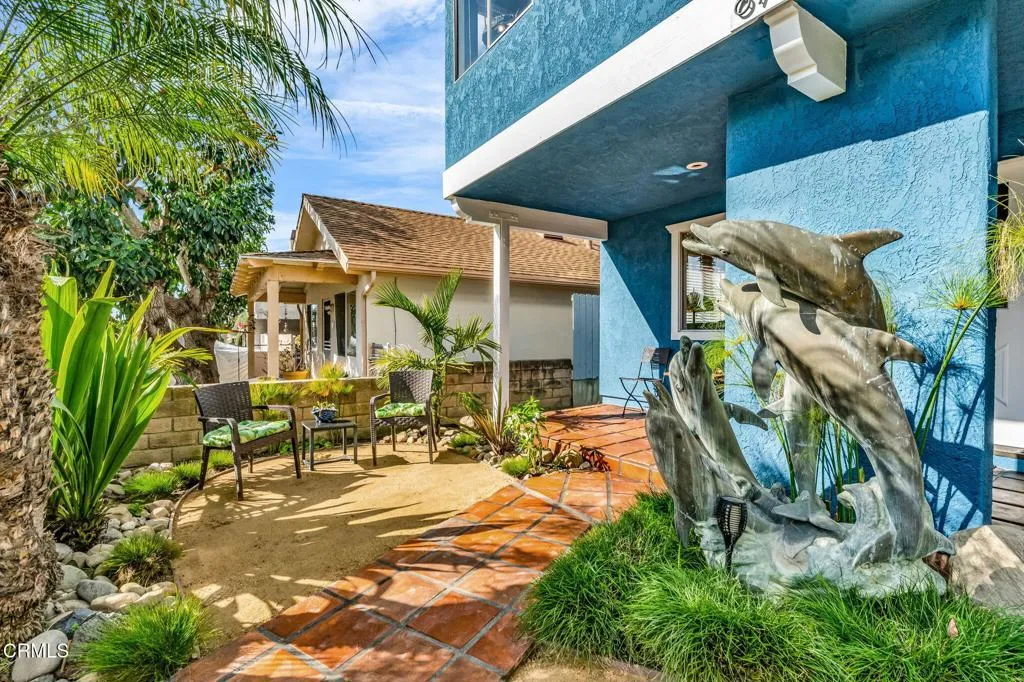 6779 Ojai Avenue, Ventura, California 93001 home-pic-6