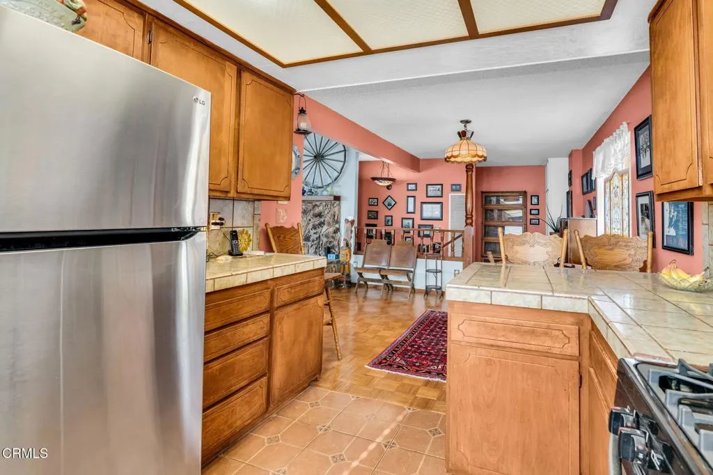 6779 Ojai Avenue, Ventura, California 93001 home-pic-39