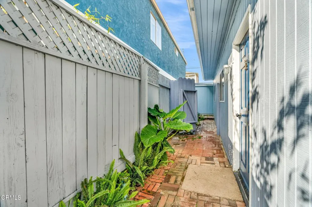 6779 Ojai Avenue, Ventura, California 93001 home-pic-70