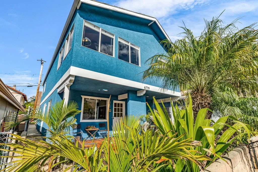 6779 Ojai Avenue, Ventura, California 93001 home-pic-2