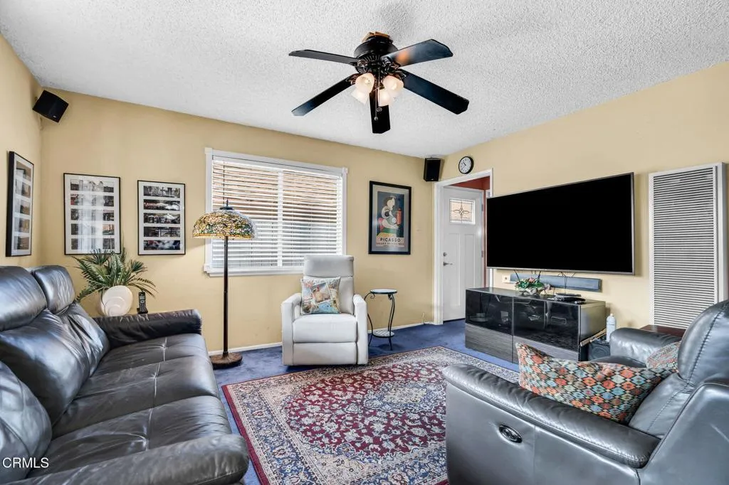 6779 Ojai Avenue, Ventura, California 93001 home-pic-10