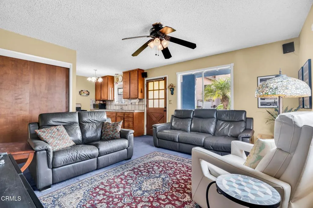 6779 Ojai Avenue, Ventura, California 93001 home-pic-12
