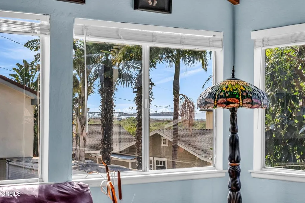 6779 Ojai Avenue, Ventura, California 93001 home-pic-22