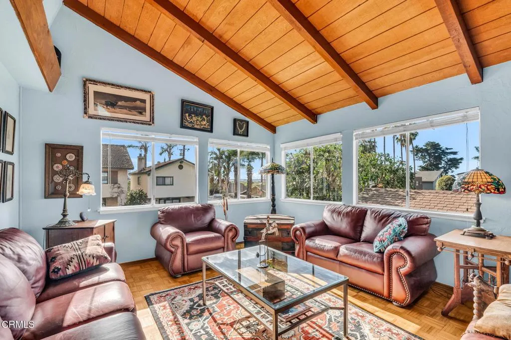 6779 Ojai Avenue, Ventura, California 93001 home-pic-34