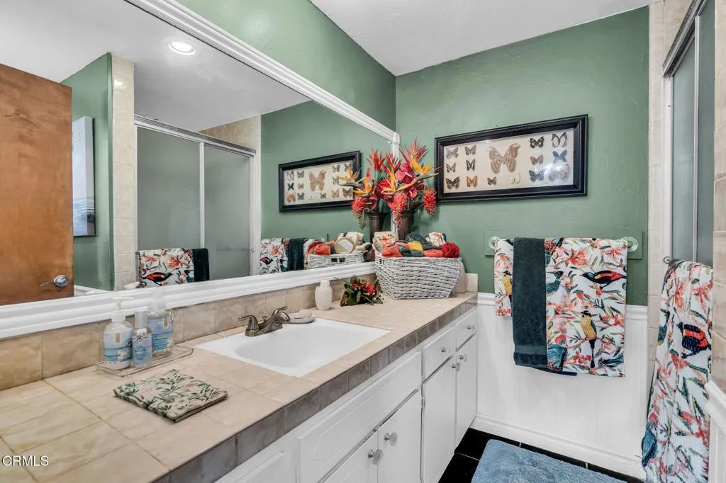 6779 Ojai Avenue, Ventura, California 93001 home-pic-21
