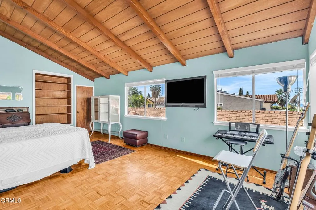 6779 Ojai Avenue, Ventura, California 93001 home-pic-43