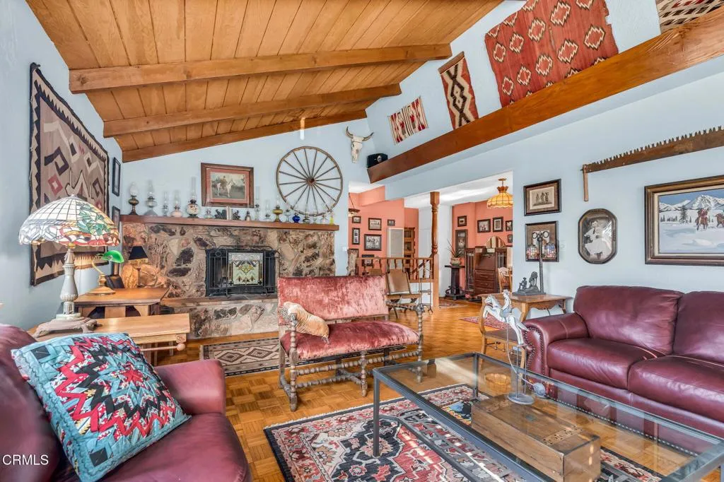 6779 Ojai Avenue, Ventura, California 93001 home-pic-32