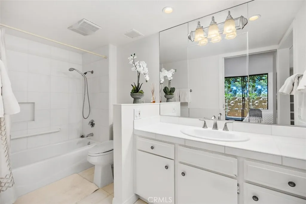 24055 Paseo Del Lago 152, Laguna Woods, California 92637 home-pic-23