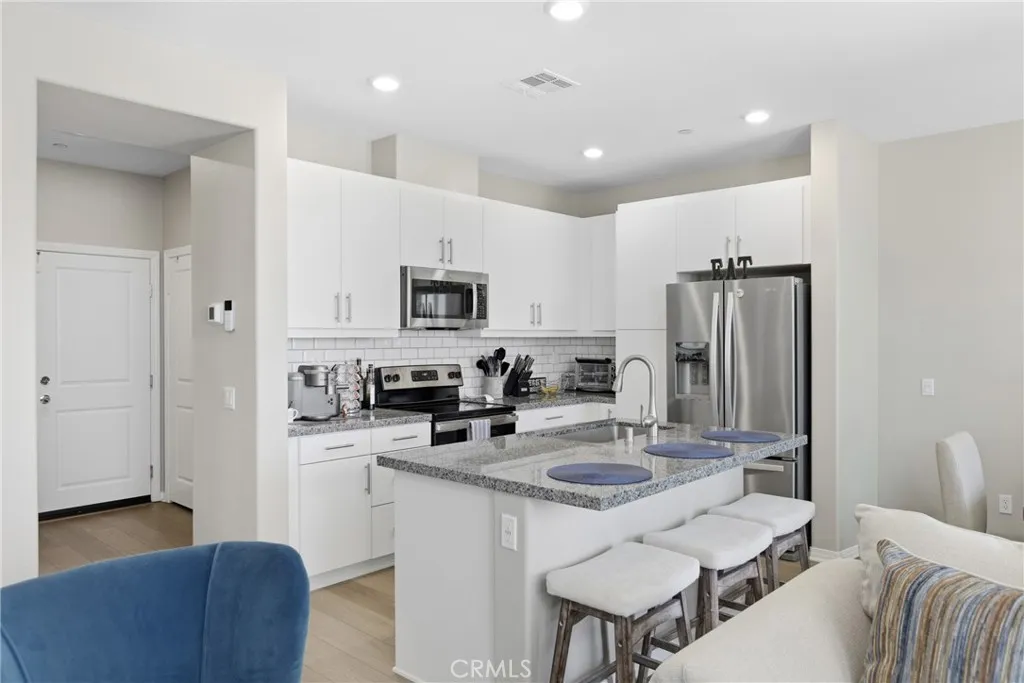 36351 Elizabeth Lane 33107, Wildomar, California 92595 home-pic-11