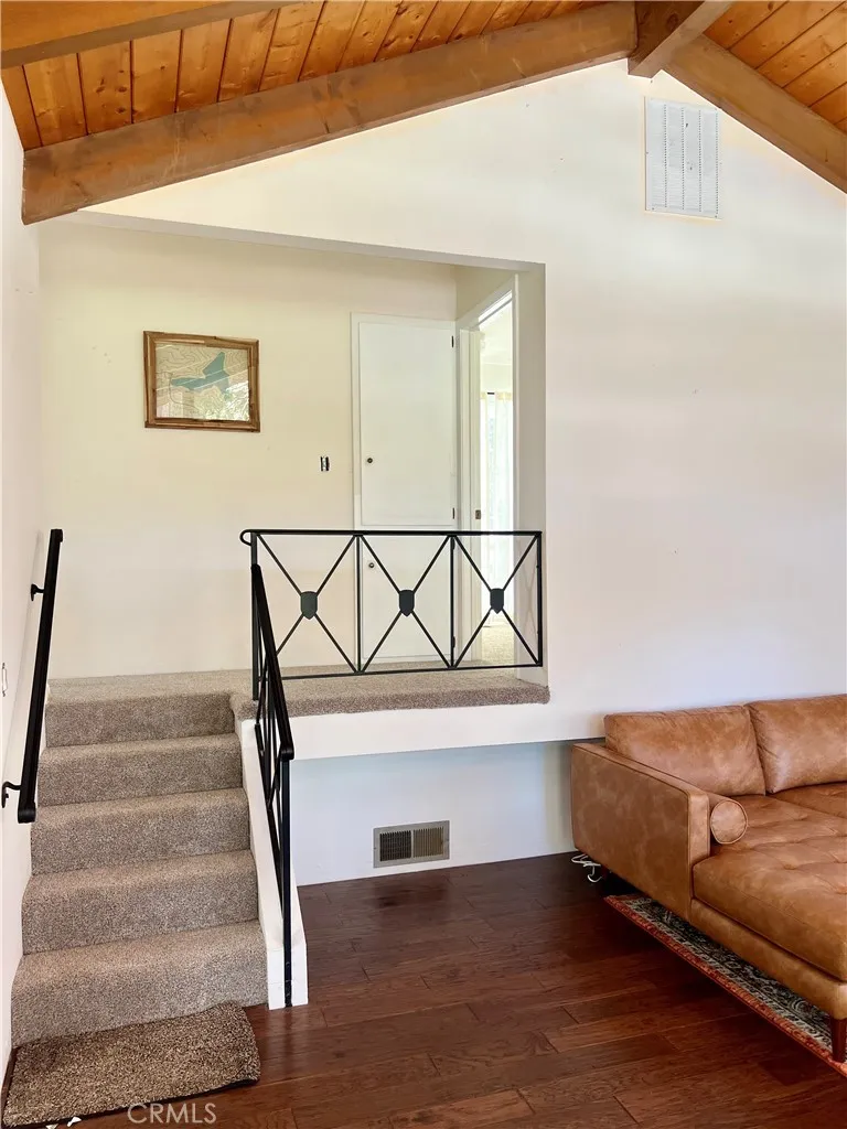 855 Bergschrund Drive, Crestline, California 92325 home-pic-21