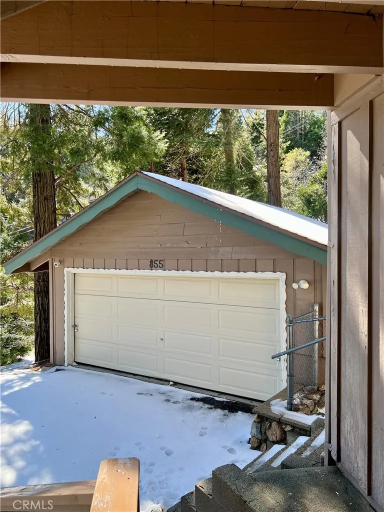 855 Bergschrund Drive, Crestline, California 92325 home-pic-61