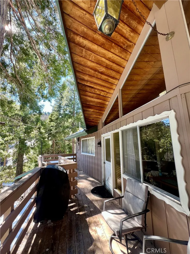 855 Bergschrund Drive, Crestline, California 92325 home-pic-46