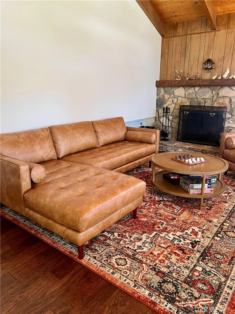 855 Bergschrund Drive, Crestline, California 92325 home-pic-33