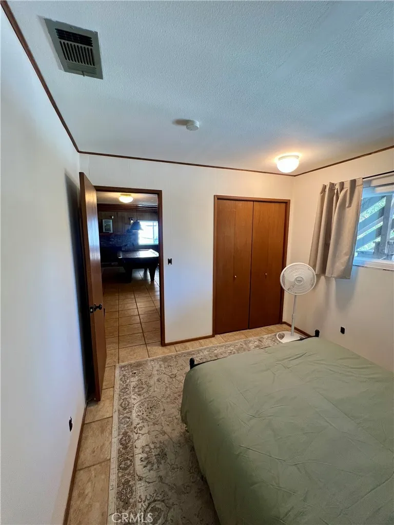 855 Bergschrund Drive, Crestline, California 92325 home-pic-15