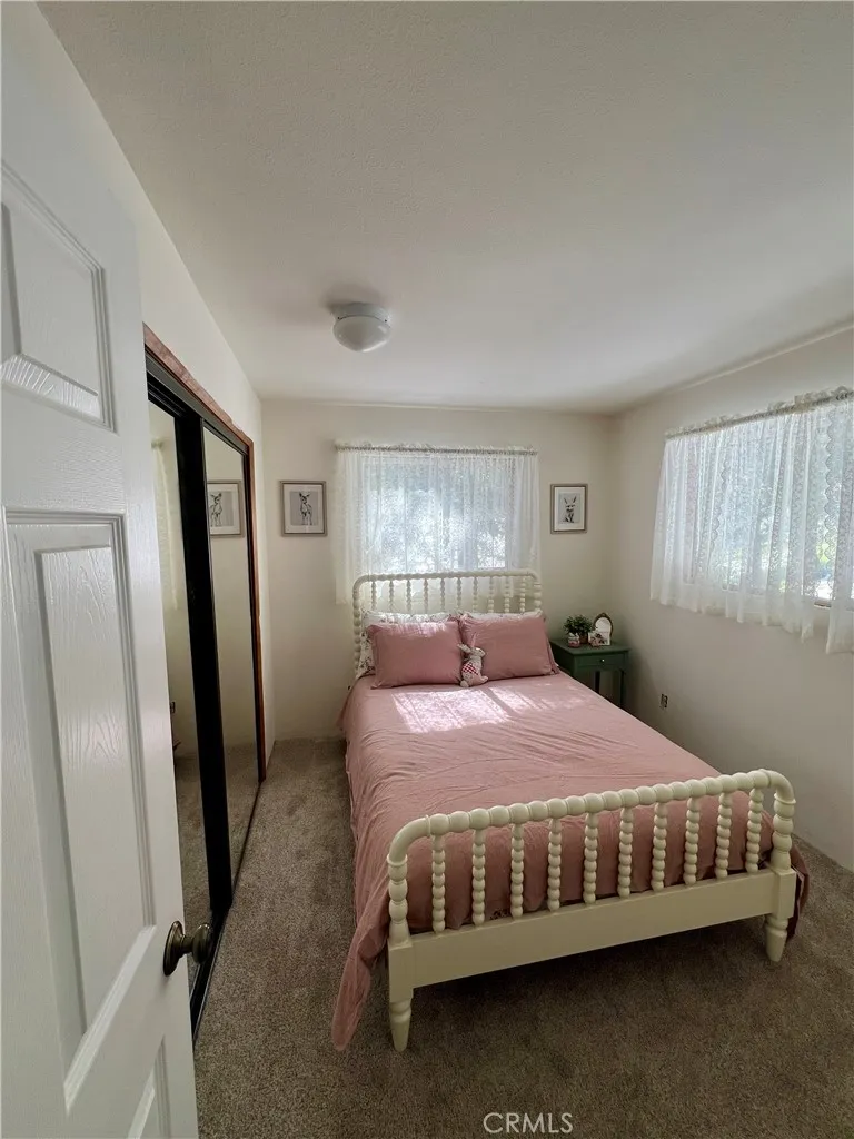 855 Bergschrund Drive, Crestline, California 92325 home-pic-24