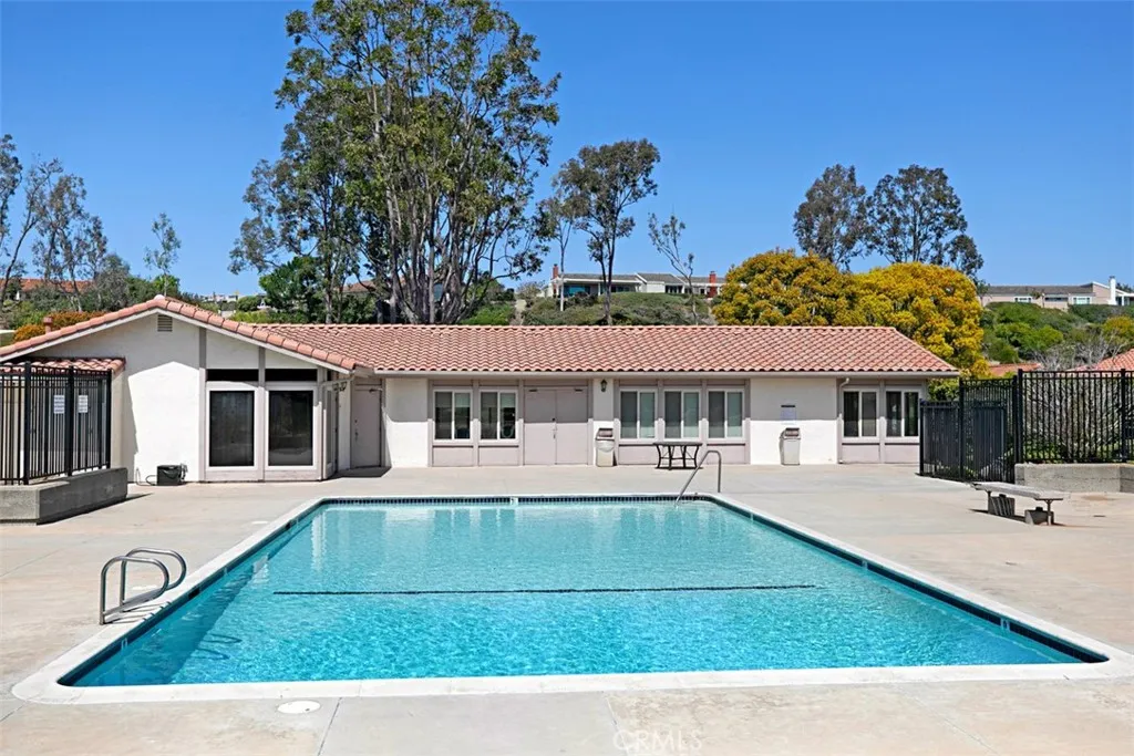 22902 Via Cruz, Laguna Niguel, California 92677 home-pic-40
