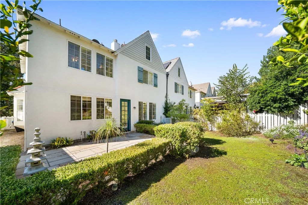 54 Turnbury Lane, Irvine, California 92620 home-pic-27