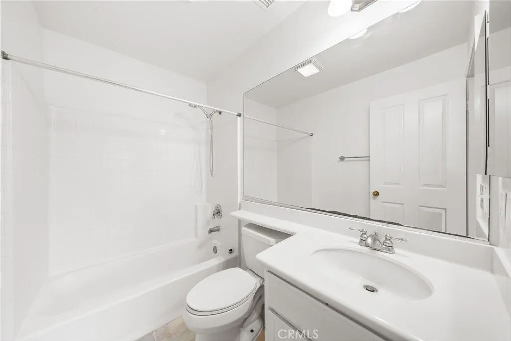 54 Turnbury Lane, Irvine, California 92620 home-pic-35