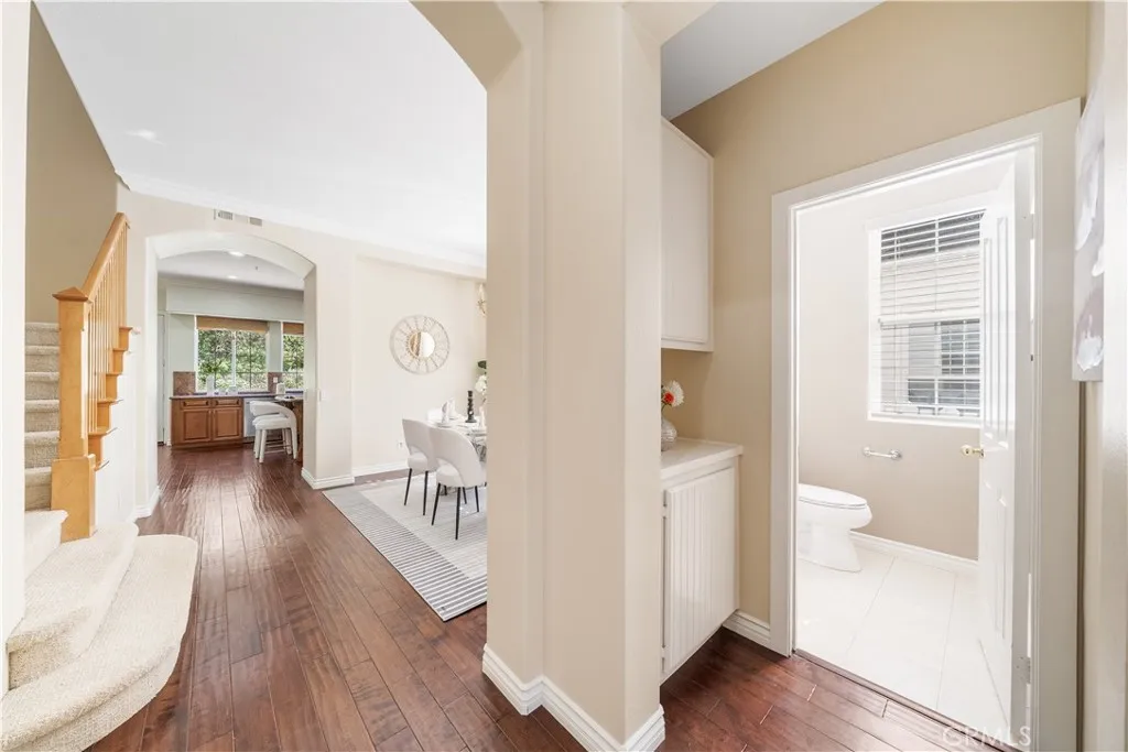54 Turnbury Lane, Irvine, California 92620 home-pic-9