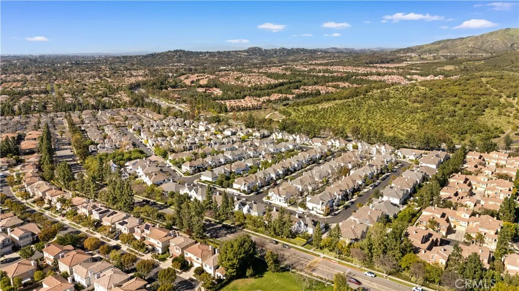 54 Turnbury Lane, Irvine, California 92620 home-pic-60