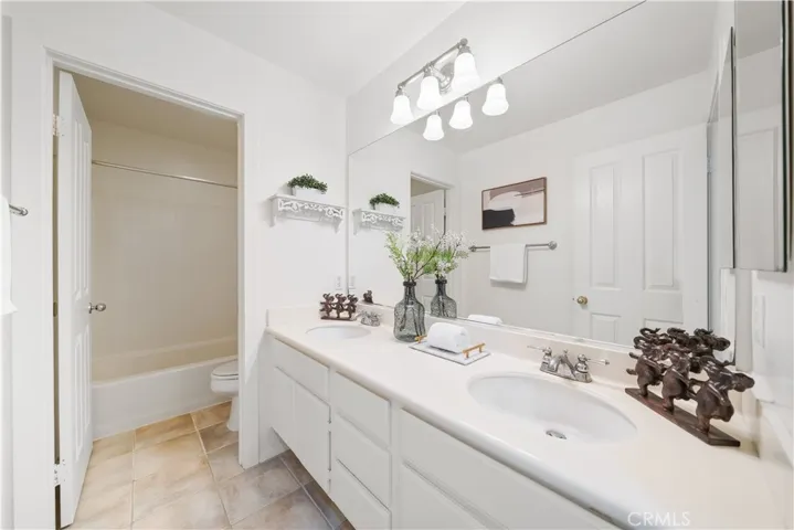 54 Turnbury Lane, Irvine, California 92620