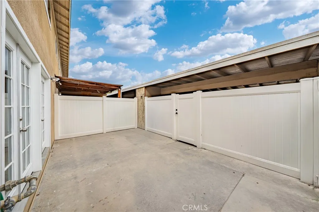 644 E Lee, Azusa, California 91702 home-pic-10