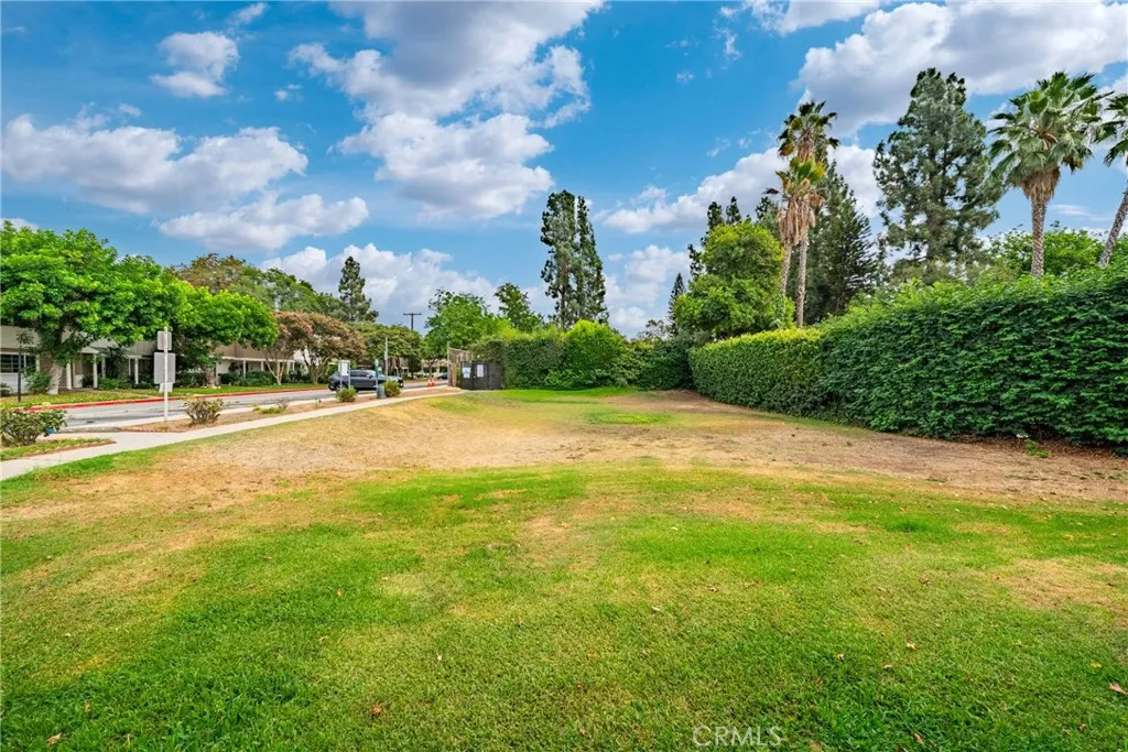 644 E Lee, Azusa, California 91702 home-pic-30
