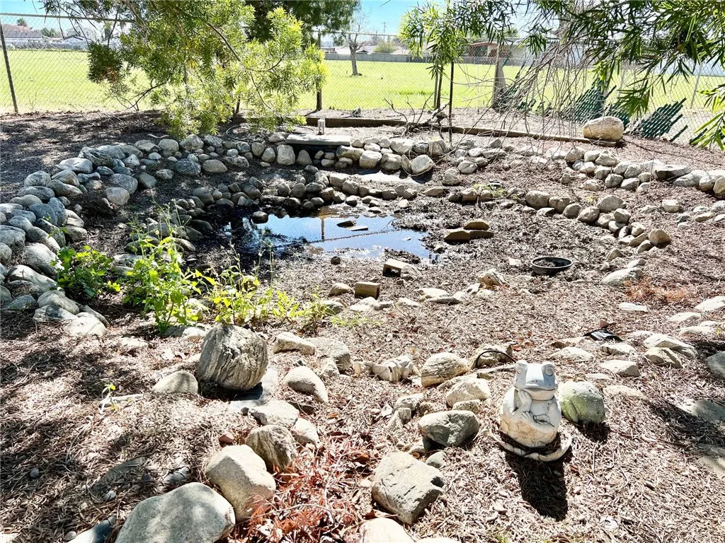34385 Avenue H, Yucaipa, California 92399 home-pic-58