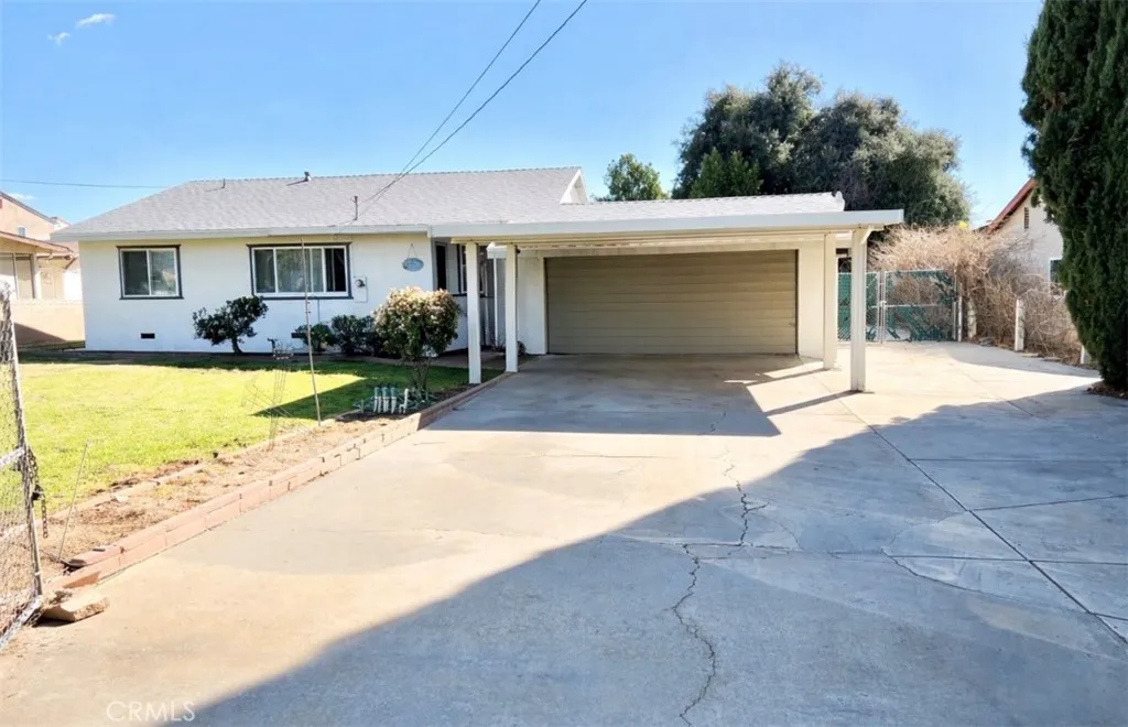 34385 Avenue H, Yucaipa, California 92399 home-pic-3