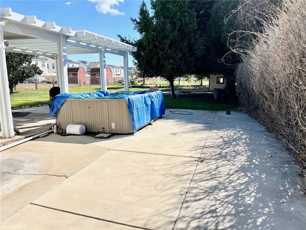 34385 Avenue H, Yucaipa, California 92399 home-pic-44