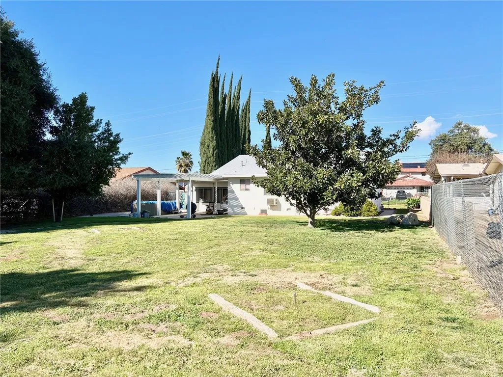 34385 Avenue H, Yucaipa, California 92399 home-pic-48
