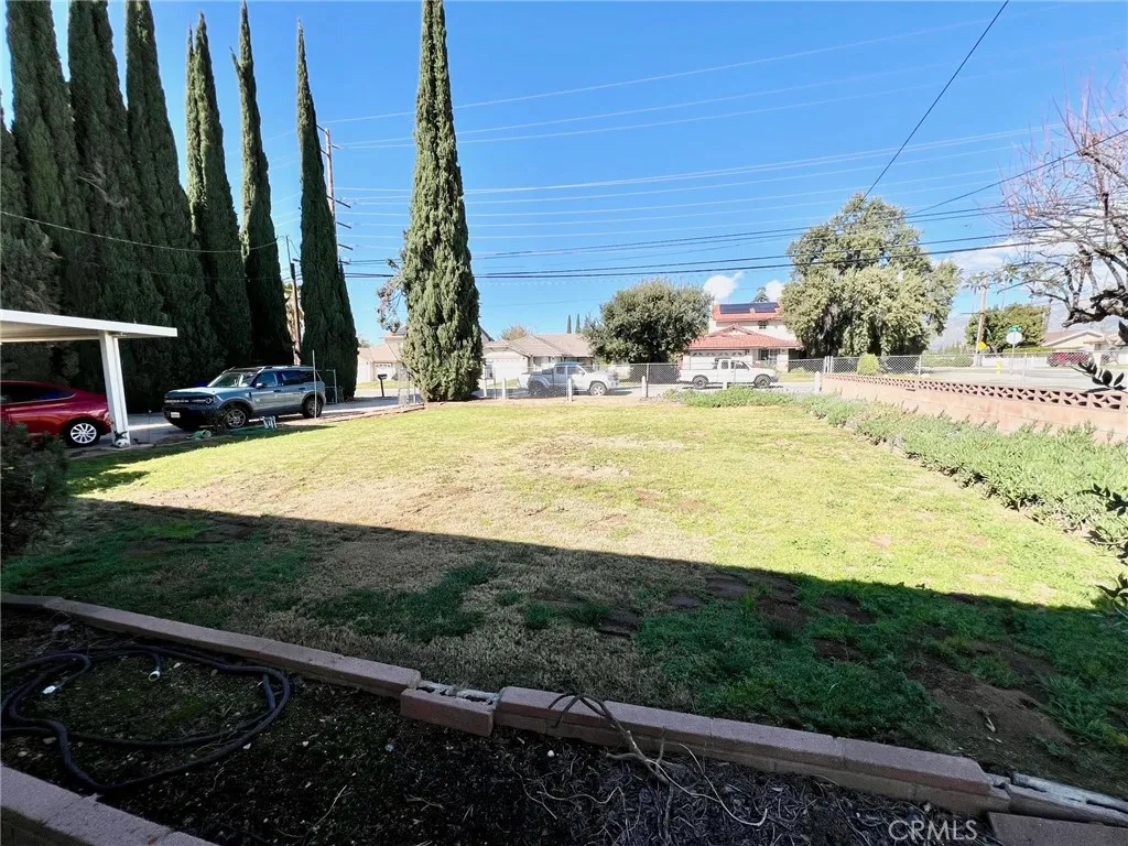 34385 Avenue H, Yucaipa, California 92399 home-pic-52