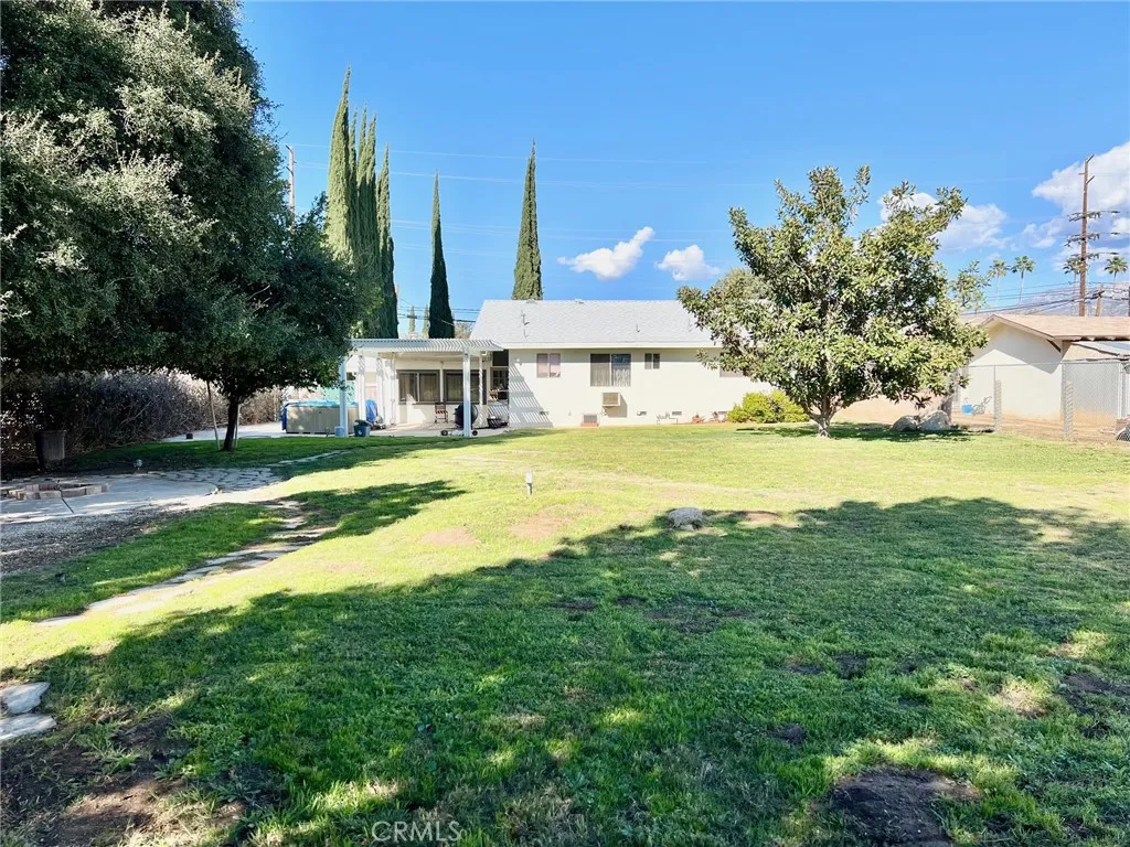 34385 Avenue H, Yucaipa, California 92399 home-pic-61