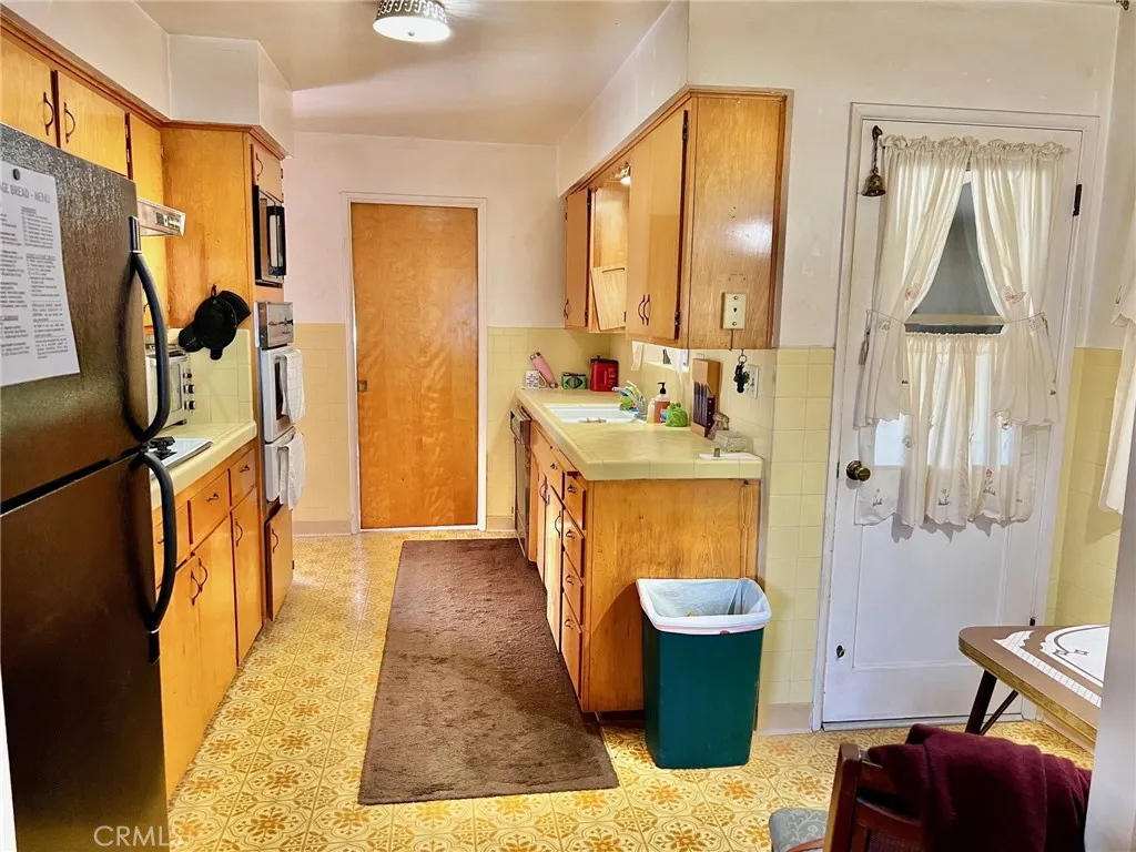 34385 Avenue H, Yucaipa, California 92399 home-pic-14