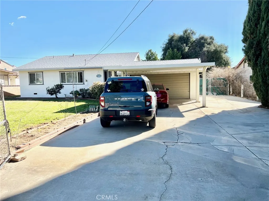 34385 Avenue H, Yucaipa, California 92399 home-pic-4